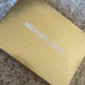 Michael Kors coin wristlet